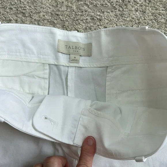 *LIKE NEW* Talbots Women's Perfect Crisp White Flat Front Bermuda Shorts - 8 - Picture 4 of 10